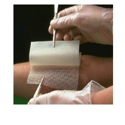 GARZA MEDICATA BACTIGRAS CON CLOREXIDINA ACETATO 0,5% 10X10CM 10 PEZZI - Farmacia Nuova Dr.ssa Gabriella Catellani