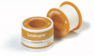 CEROTTO IN ROCCHETTO LEUKOPOR IPOALLERGENICO TESSUTO NON TESSUTO BIANCO 1,25X500 CM - Farmacia Nuova Dr.ssa Gabriella Catellani