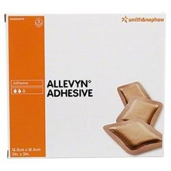 MEDICAZIONE IDROCELLULARE ADESIVA STERILE ALLEVYN ADHESIVE ALTAMENTE ASSORBENTE IN SCHIUMA DI POLIURETANO A STRUTTURA TRISTRATIFICATA 12,5X12,5CM 3 PEZZI - Farmacia Nuova Dr.ssa Gabriella Catellani