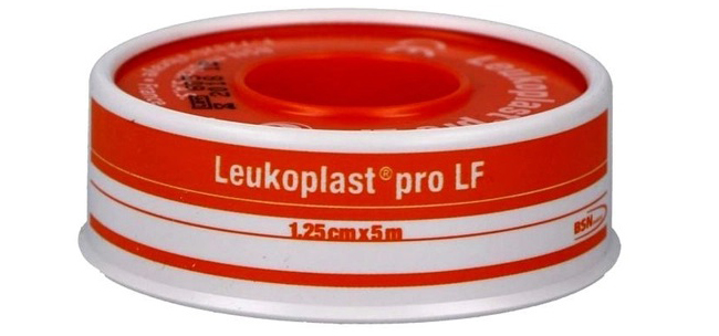 CEROTTO CHIRURGICO MEDICATO IN ROCCHETTO LEUKOPLAST PRO LF CON OSSIDO DI ZINCO 1,25X500 CM - Farmacia Nuova Dr.ssa Gabriella Catellani