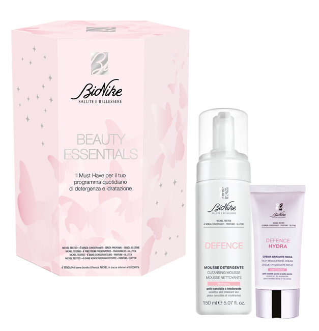 BEAUTY ESSENTIALS KIT NATALE 2021 DEFENCE HYDRA CREMA RICCA 50 ML + DEFENCE MOUSSE DETERGENTE 200 ML - Farmacia Nuova Dr.ssa Gabriella Catellani